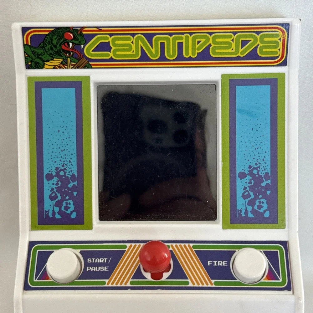 Vintage 1981 Centipede Atari Handheld Mini Arcade Video Game Tested‎ Works